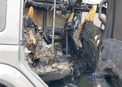 2020 Jeep Wrangler Unlimited Rubicon 4X4 z USA, uszkodzony, nr VIN 1C4JJXFM4LW100382